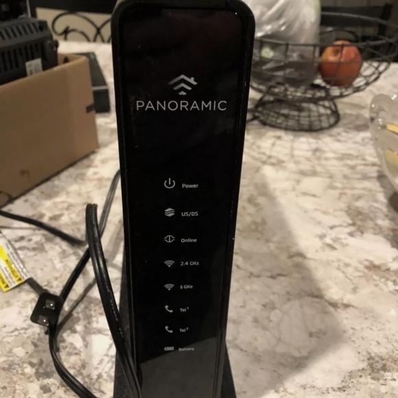 XFINITY CABLE MODEM WIFI ROUTER ARRIS TG1682G With - Picture 4 of 5